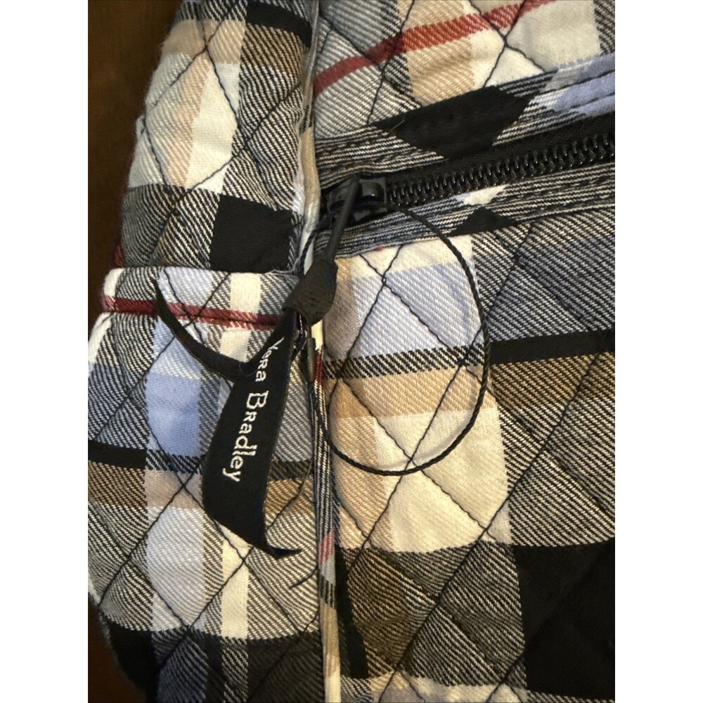 Vera Bradley Perfectly Plaid Large Traveler Weekend Duffel Bag 22x11x11 - Picture 4 of 11